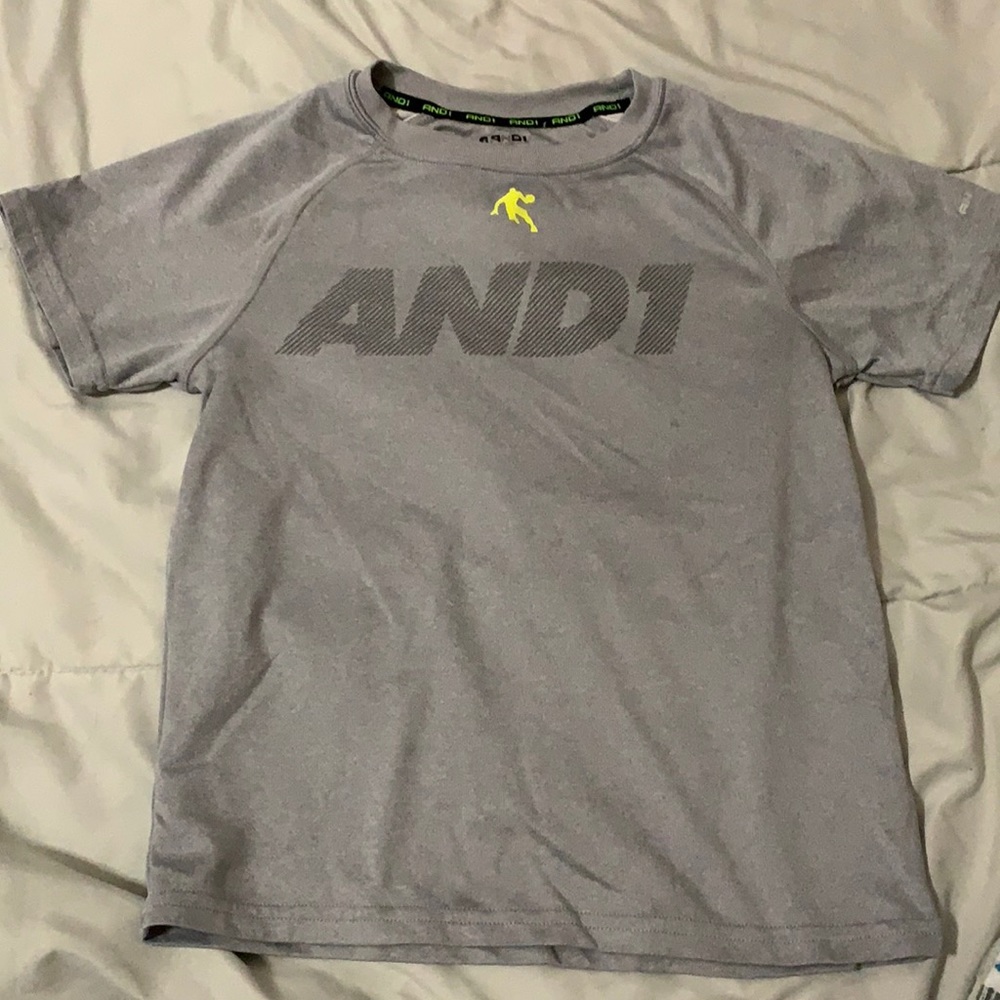Boys top